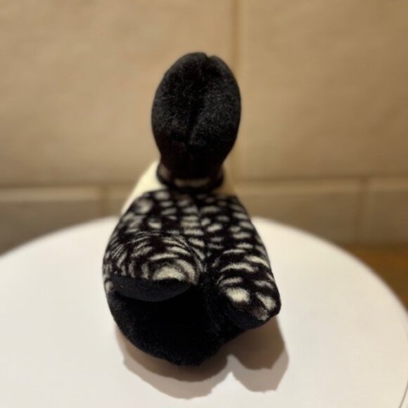 K&M Black and White Common Loon Duck Bird Vintage 2001 Plush VTG - Picture 4 of 8